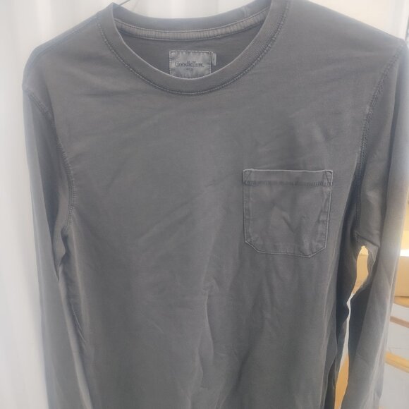 Men's GoodFellow & Co med  ash gray long sleeve T - Picture 1 of 7